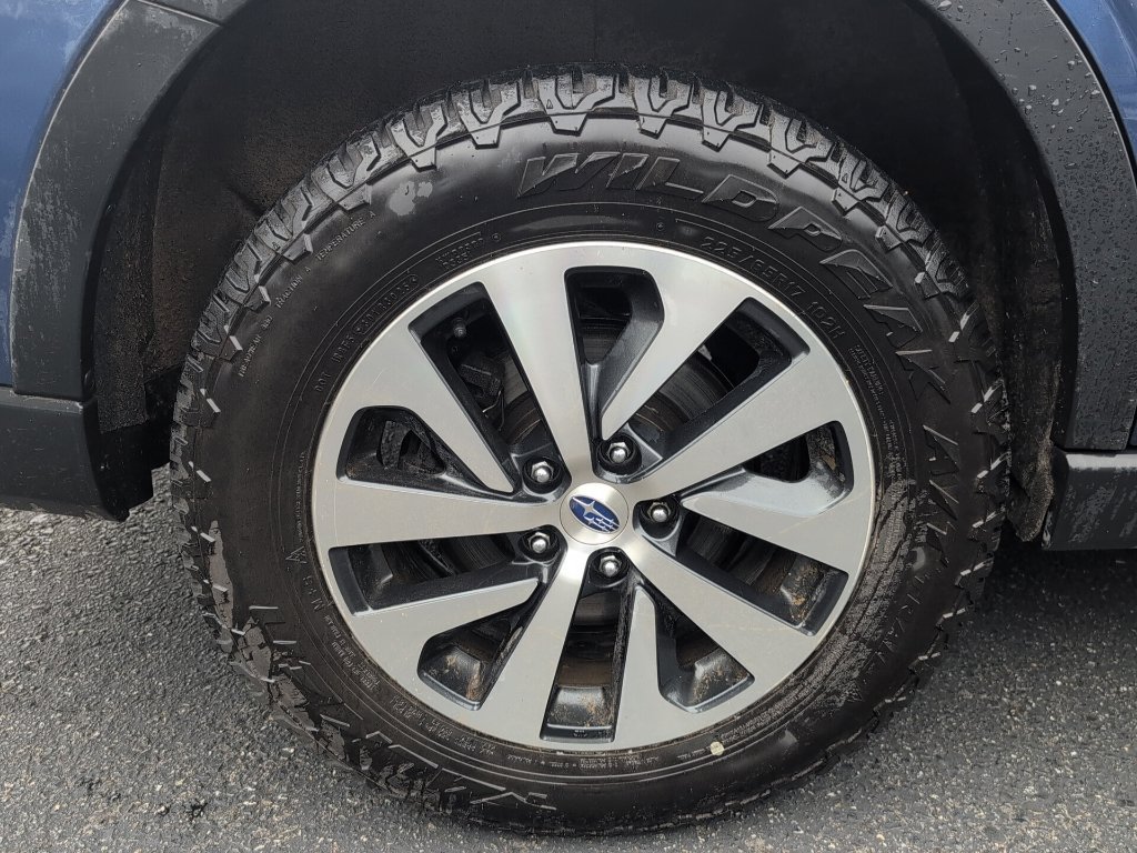 Used 2021 Subaru Outback Premium AWD/4WD image 4