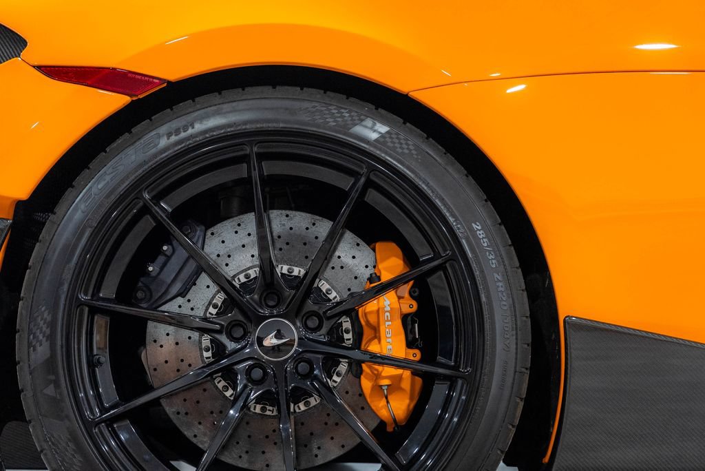 Used 2019 McLaren 600LT RWD image 81