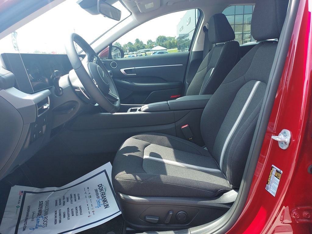 New 2026 Hyundai Sonata SEL FWD image 13