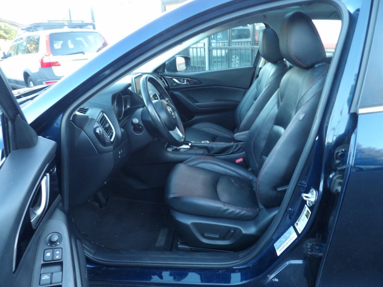 Used 2014 MAZDA MAZDA3 i Grand Touring FWD image 10