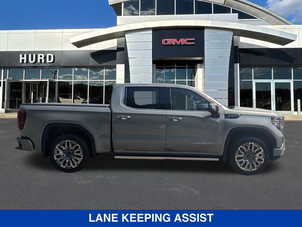 New 2025 GMC Sierra 1500 Denali Ultimate image 3