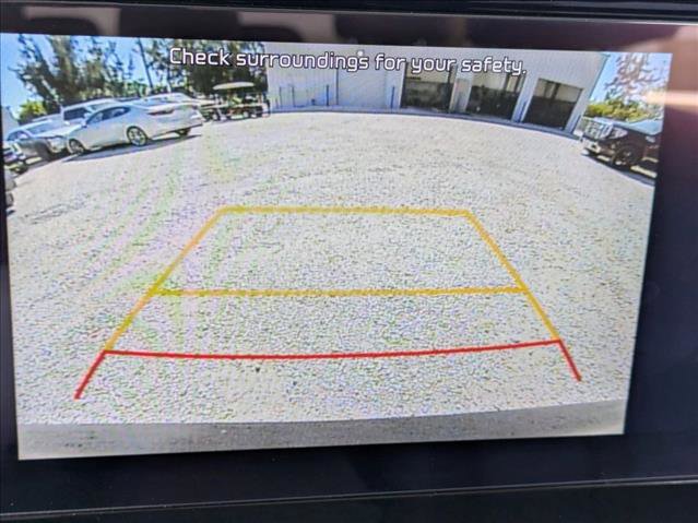 Used 2022 Kia Sorento S w/ Panoramic Sunroof Package image 11