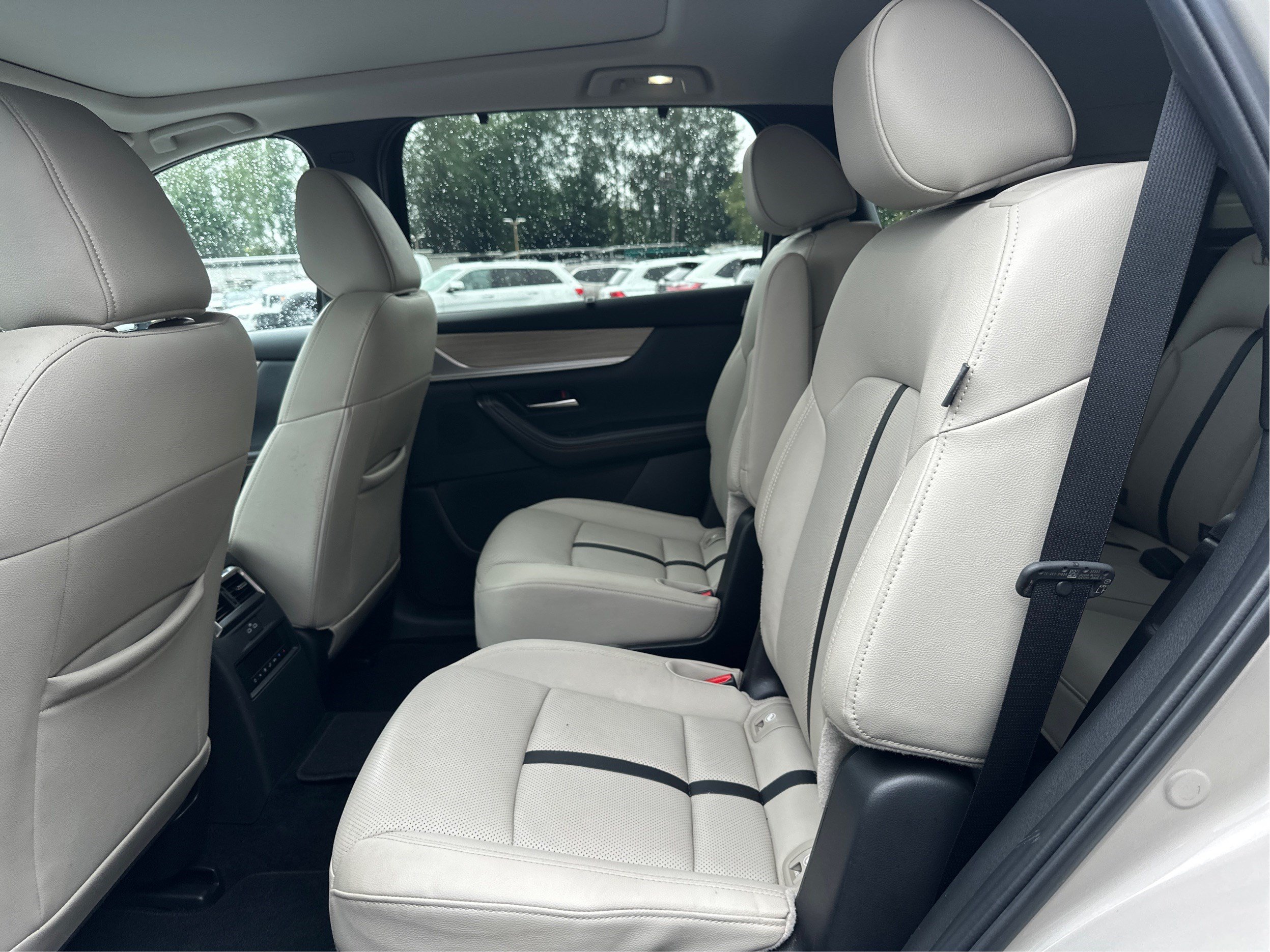 Certified 2024 MAZDA CX-90 Plug-In Hybrid w/ Premium Pkg AWD/4WD image 10