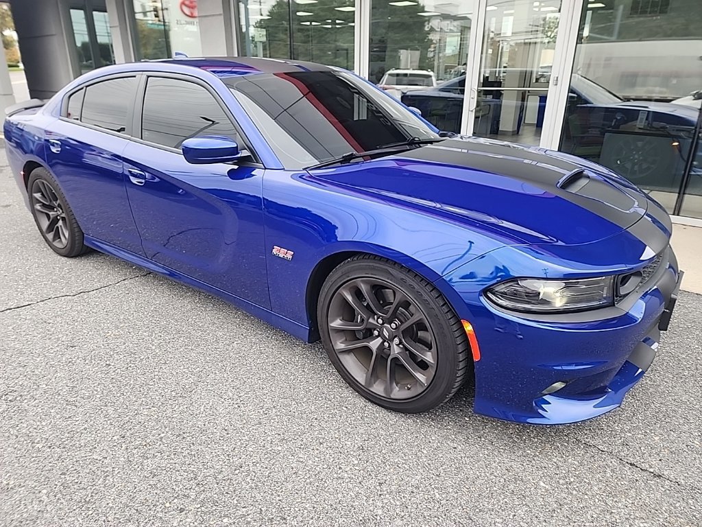 Used 2022 Dodge Charger Scat Pack w/ Plus Group RWD image 2