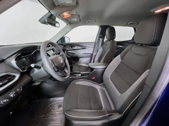 Used 2023 Chevrolet TrailBlazer LT w/ LPO, Blackout Package AWD/4WD image 10