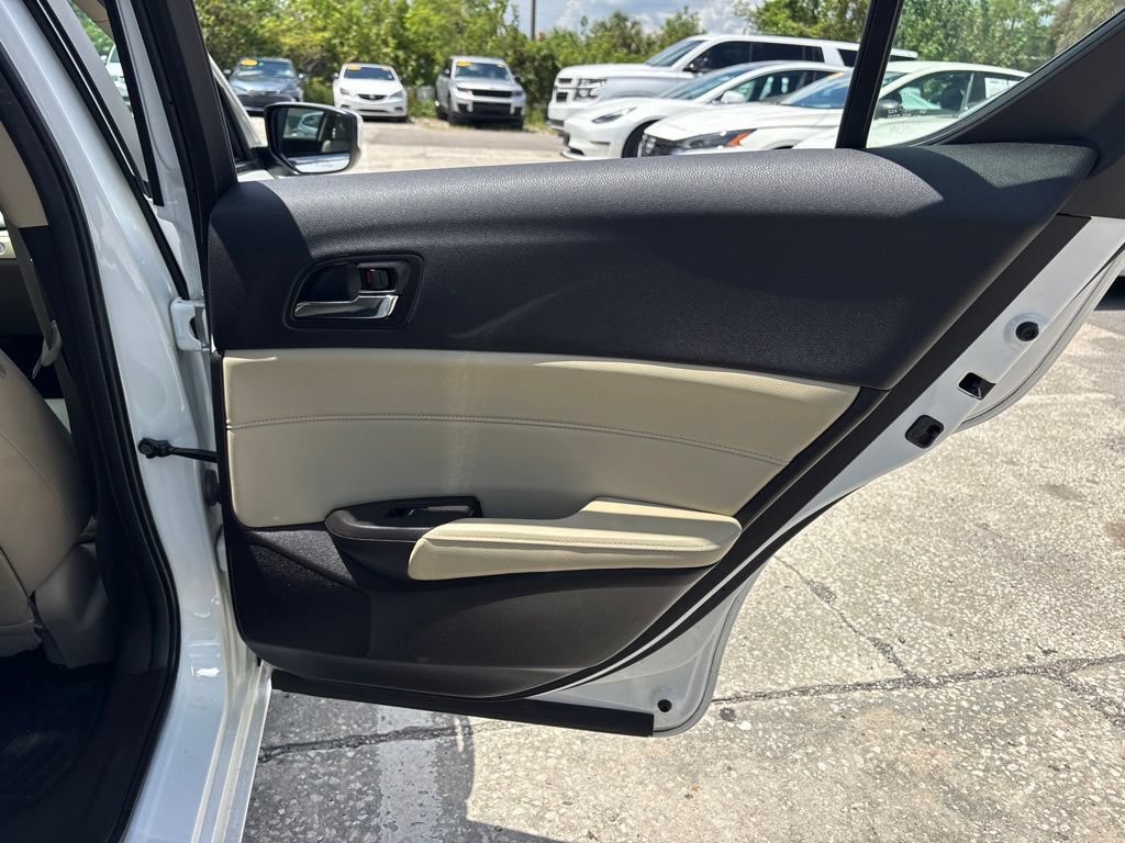 Used 2016 Acura ILX FWD image 17