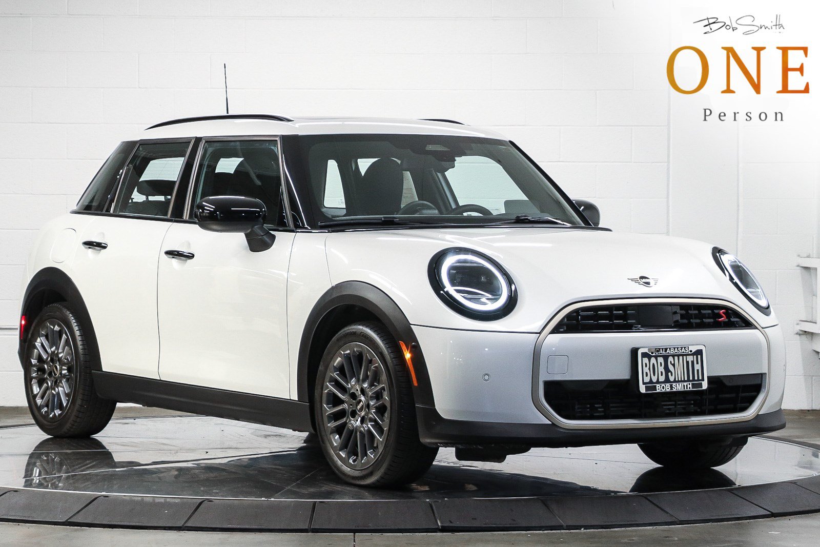 Used 2026 MINI Cooper S FWD image 1