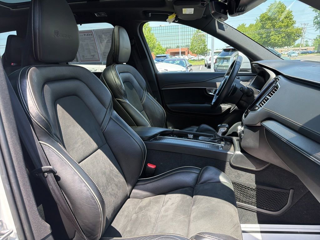 Used 2019 Volvo XC90 T6 R-Design w/ Advanced Package AWD/4WD image 11