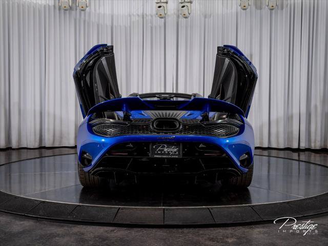 Used 2024 McLaren 750S Spider RWD image 20