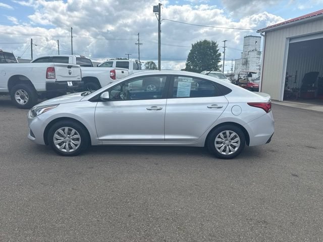 Used 2021 Hyundai Accent SE FWD image 6