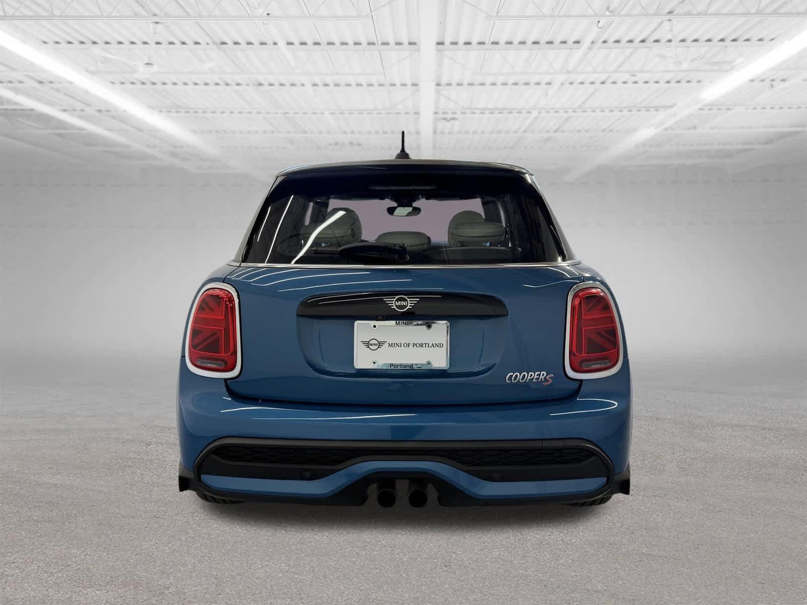 Used 2024 MINI Cooper S w/ Signature Upholstery Package FWD image 4