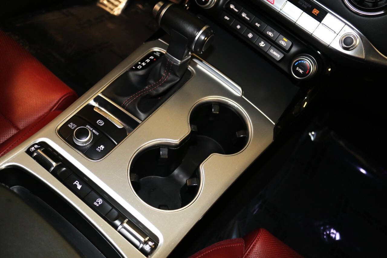 Used 2019 Kia Stinger GT1 RWD image 28