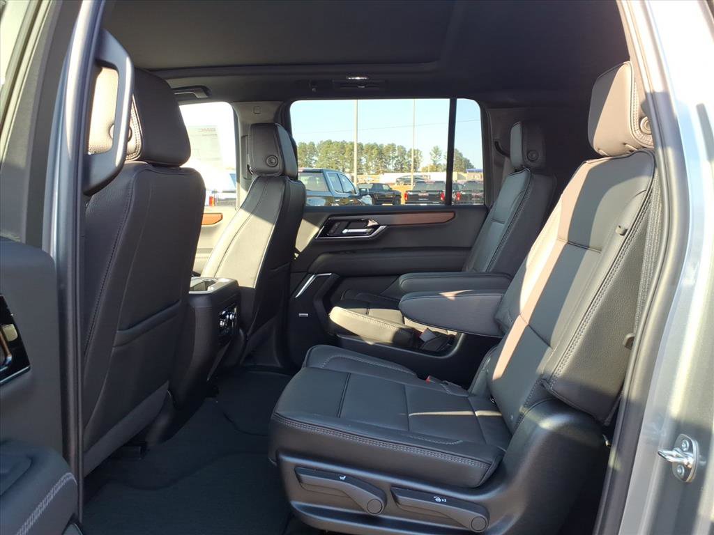 New 2026 GMC Yukon XL Denali image 21