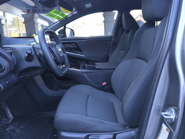 Used 2025 Subaru Solterra Premium image 11