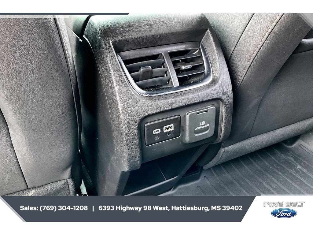 Used 2025 Chevrolet Blazer Premier w/ Enhanced Convenience Package AWD/4WD image 24