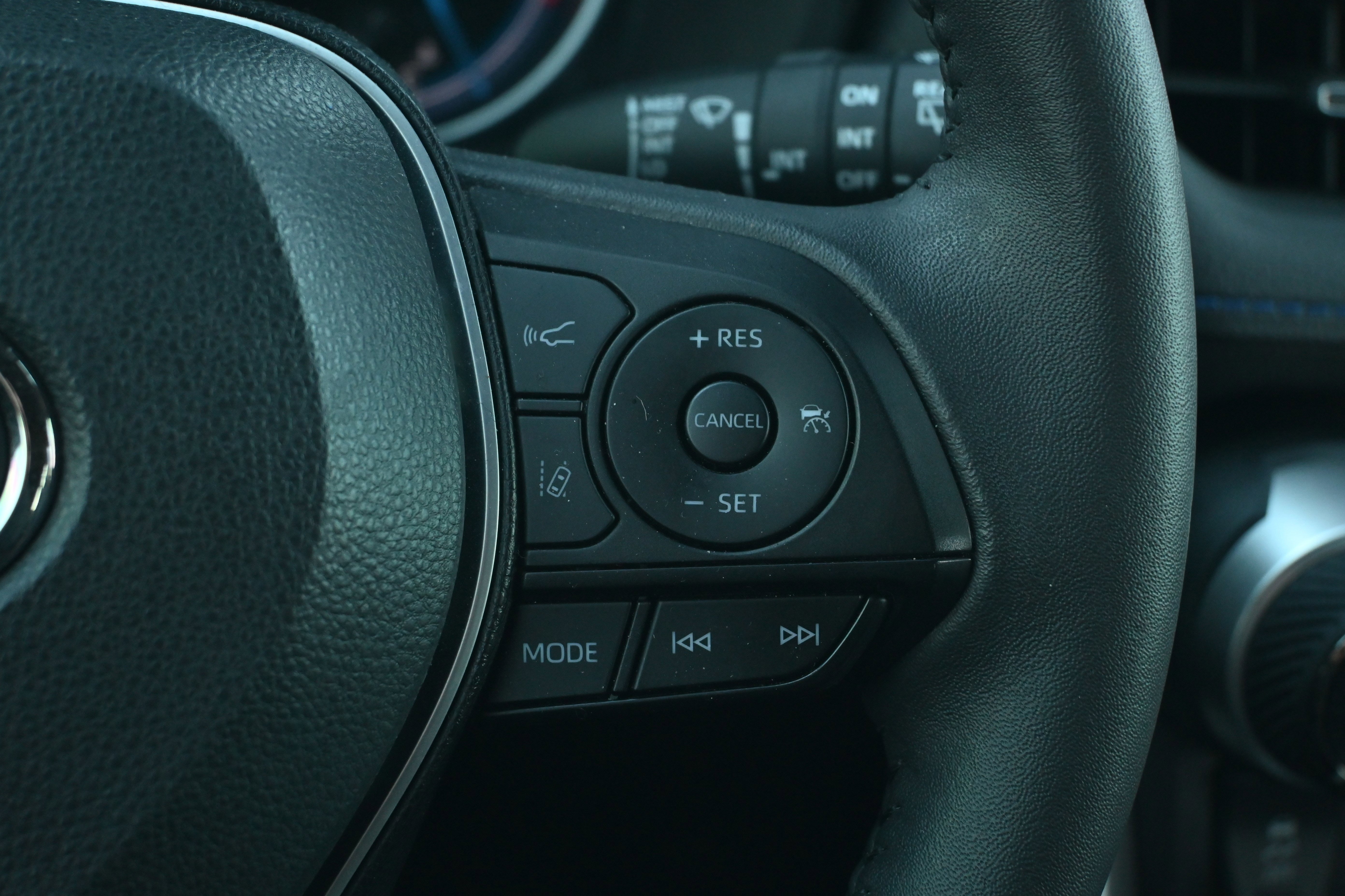 Used 2023 Toyota RAV4 XSE image 31