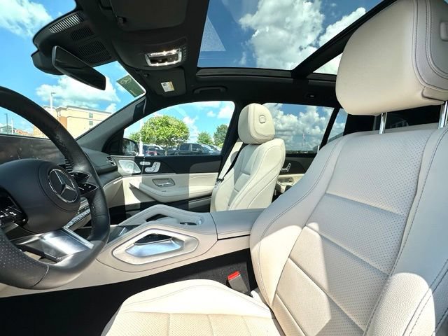 Used 2025 Mercedes-Benz GLS 450 4MATIC w/ AMG Line Exterior image 28