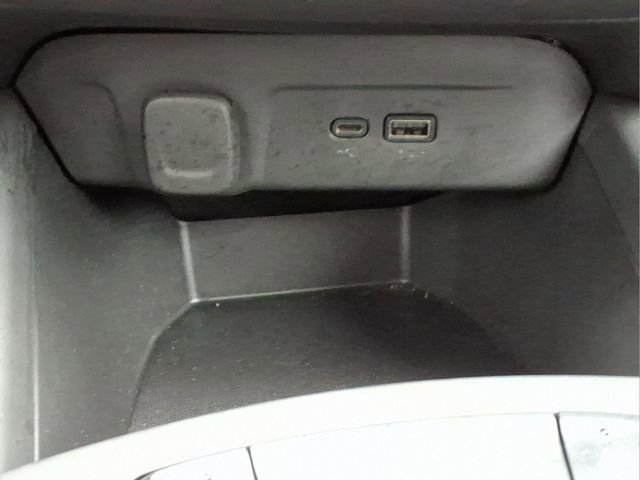 Used 2024 Chevrolet Trax LS w/ LS Convenience Package image 21