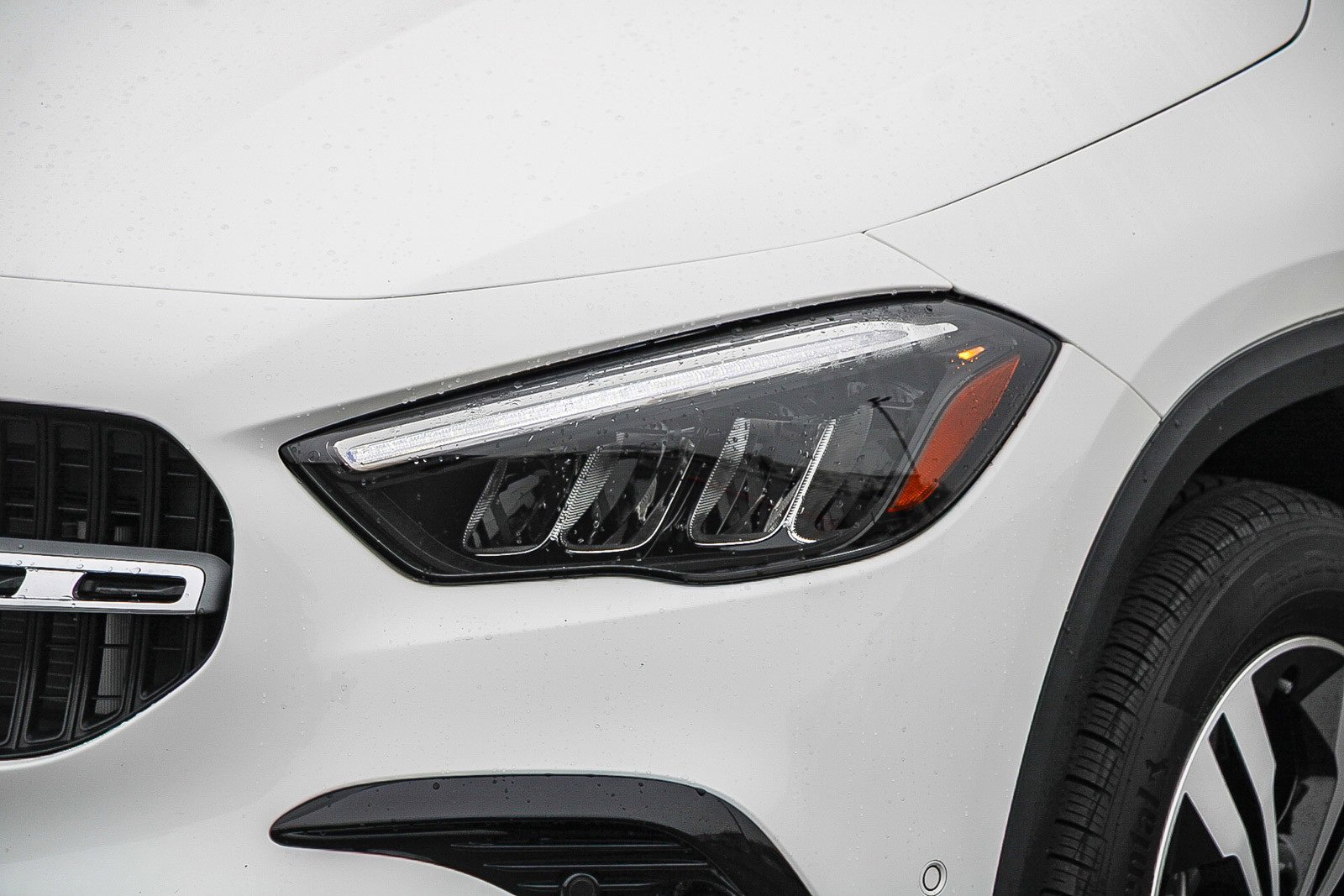 Certified 2025 Mercedes-Benz GLA 250 4MATIC image 8