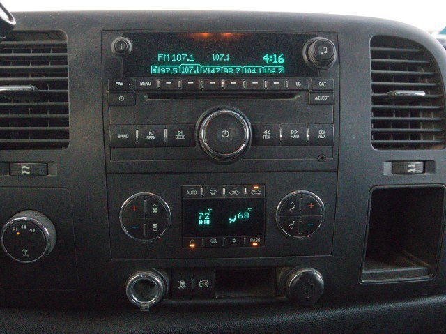 Used 2011 GMC Sierra 3500 SLE w/ SLE Preferred Package image 21