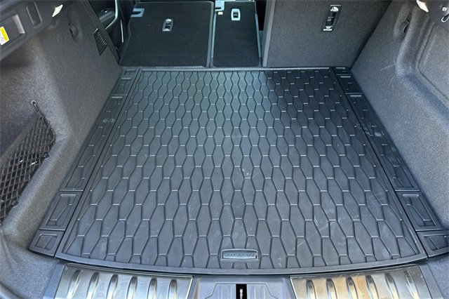 New 2026 Jaguar F-PACE R-Dynamic S image 14