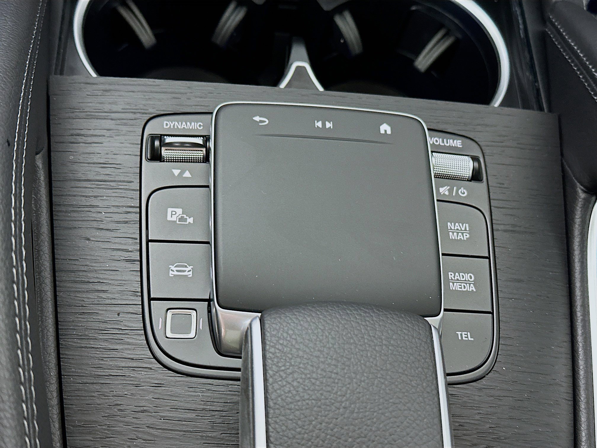 New 2026 Mercedes-Benz GLS 450 4MATIC image 21