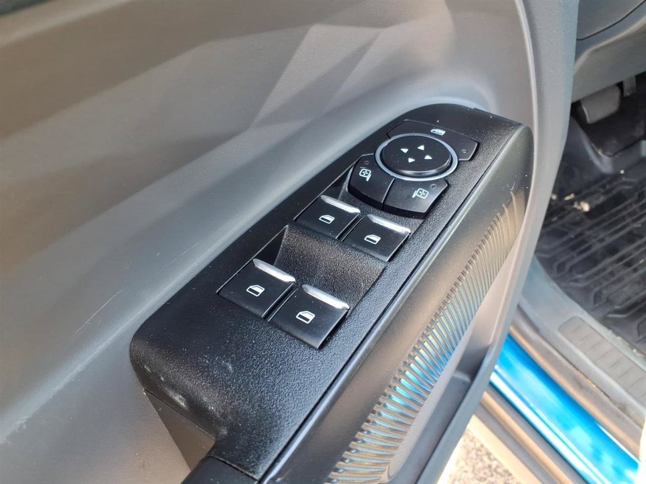 Used 2022 Ford Maverick XL FWD image 18