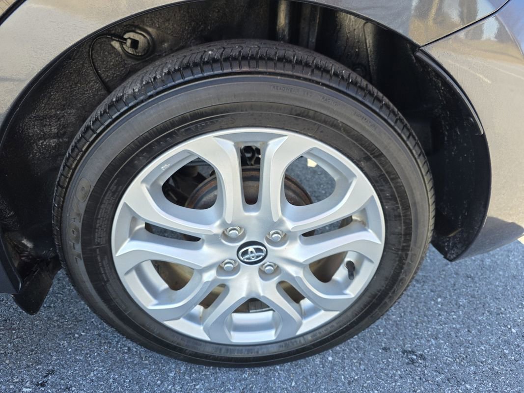 Used 2017 Toyota Yaris iA image 36