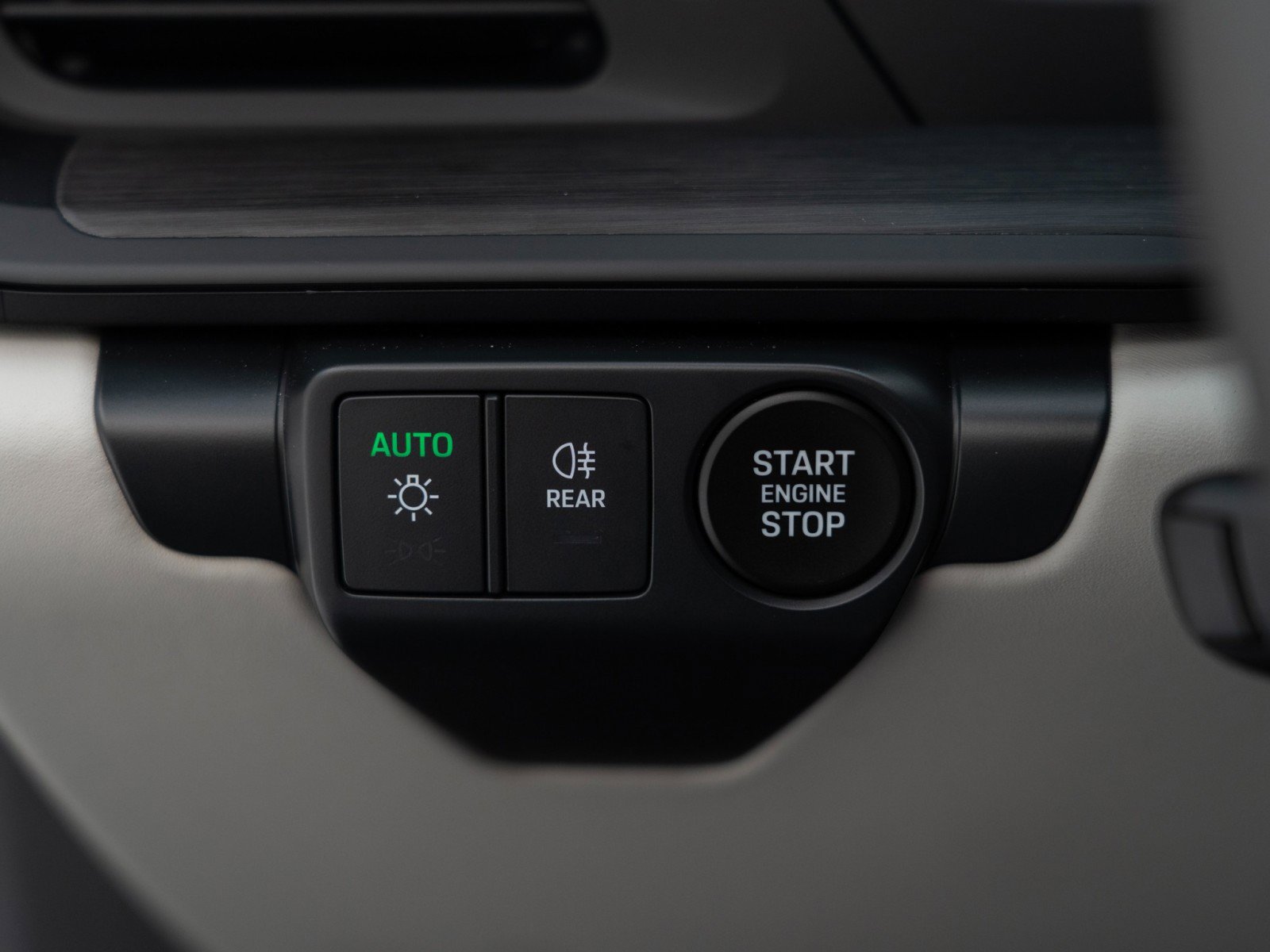 Certified 2026 Porsche 911 GTS image 31