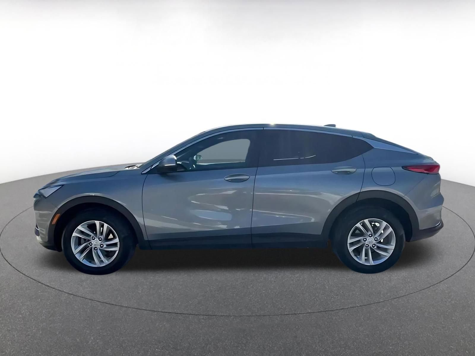 Used 2025 Buick Envista Preferred FWD image 9