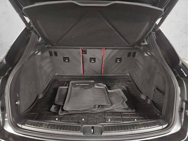 Used 2021 Porsche Macan S AWD/4WD image 6