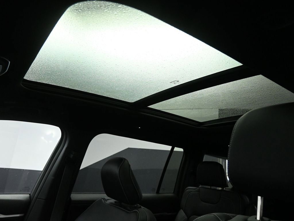 New 2026 Jeep Grand Cherokee L Limited image 15