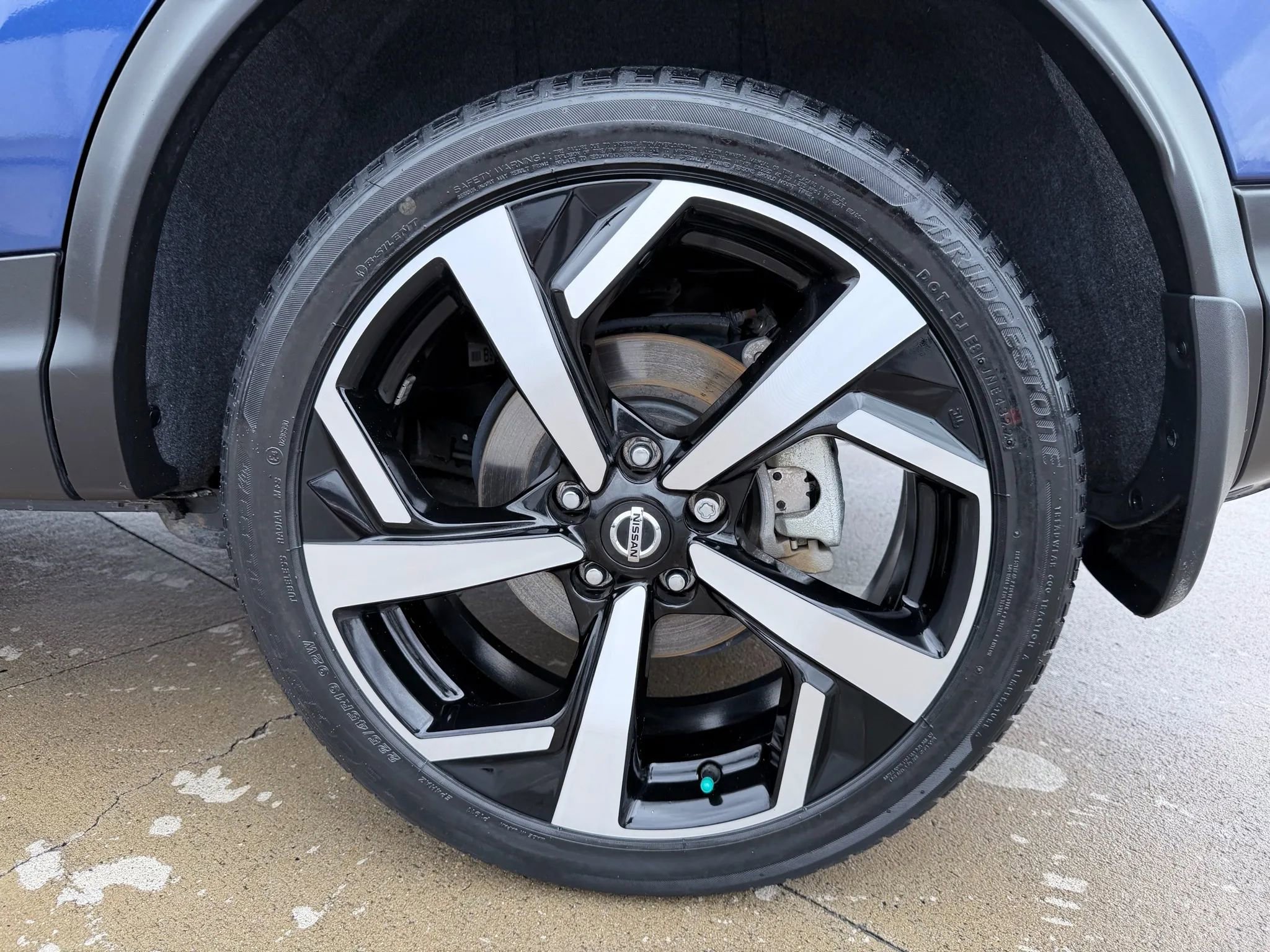 Used 2022 Nissan Rogue Sport SL image 29