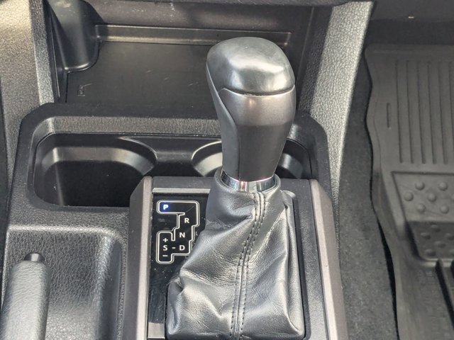 Used 2022 Toyota Tacoma TRD Sport w/ Technology Package image 11