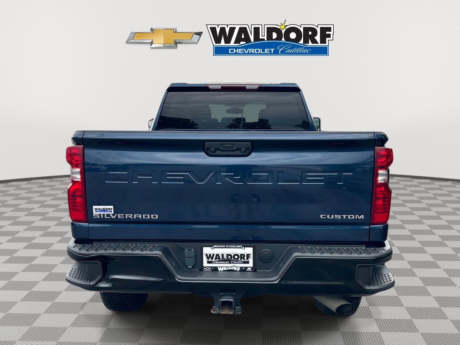 Used 2023 Chevrolet Silverado 2500 Custom w/ Custom Value Package AWD/4WD image 5