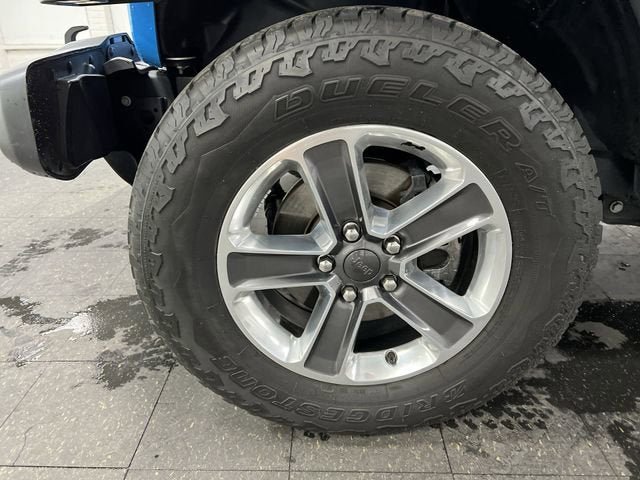 Used 2021 Jeep Wrangler Unlimited Sahara AWD/4WD image 33