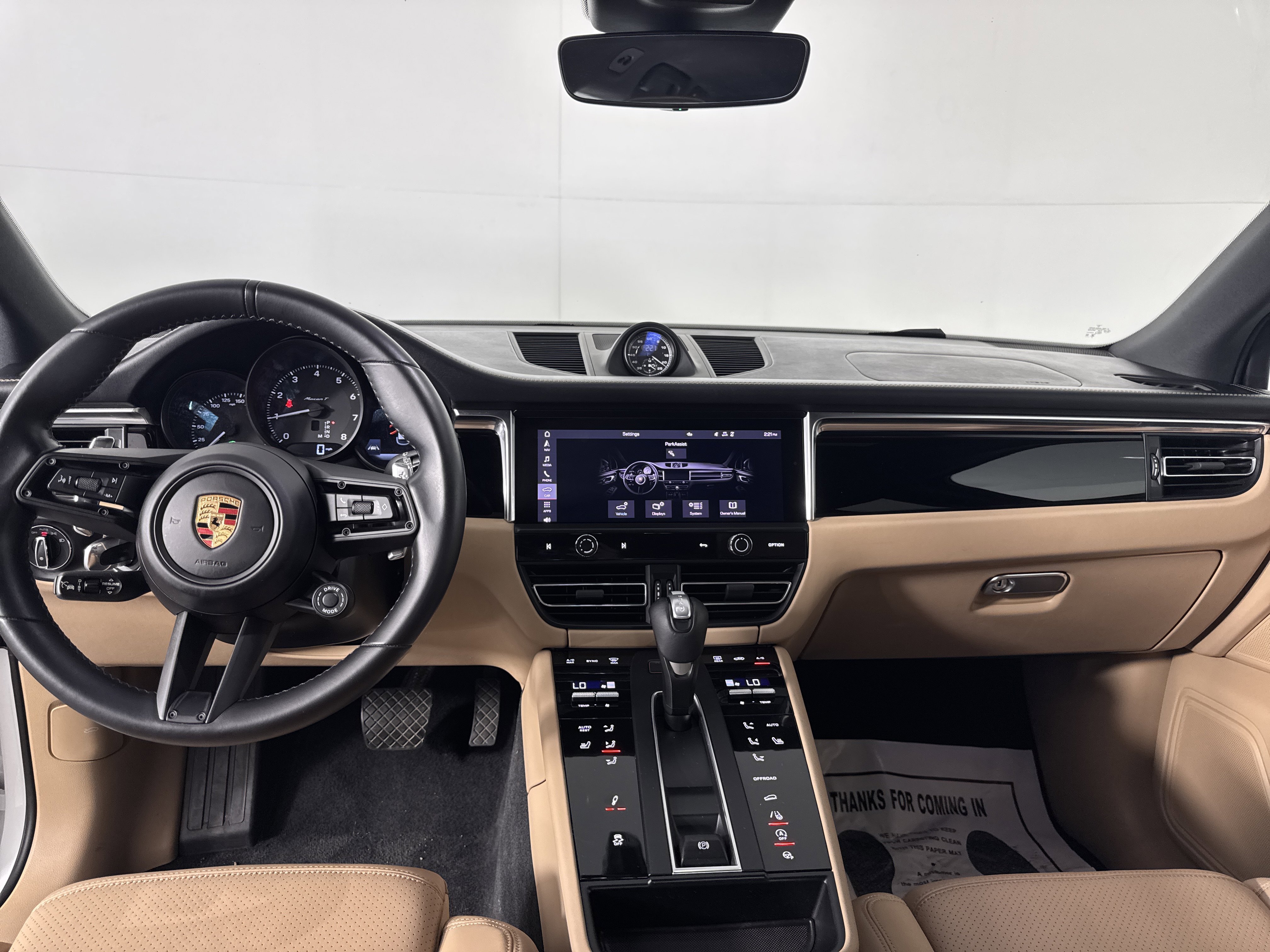 Used 2023 Porsche Macan Turbo image 26