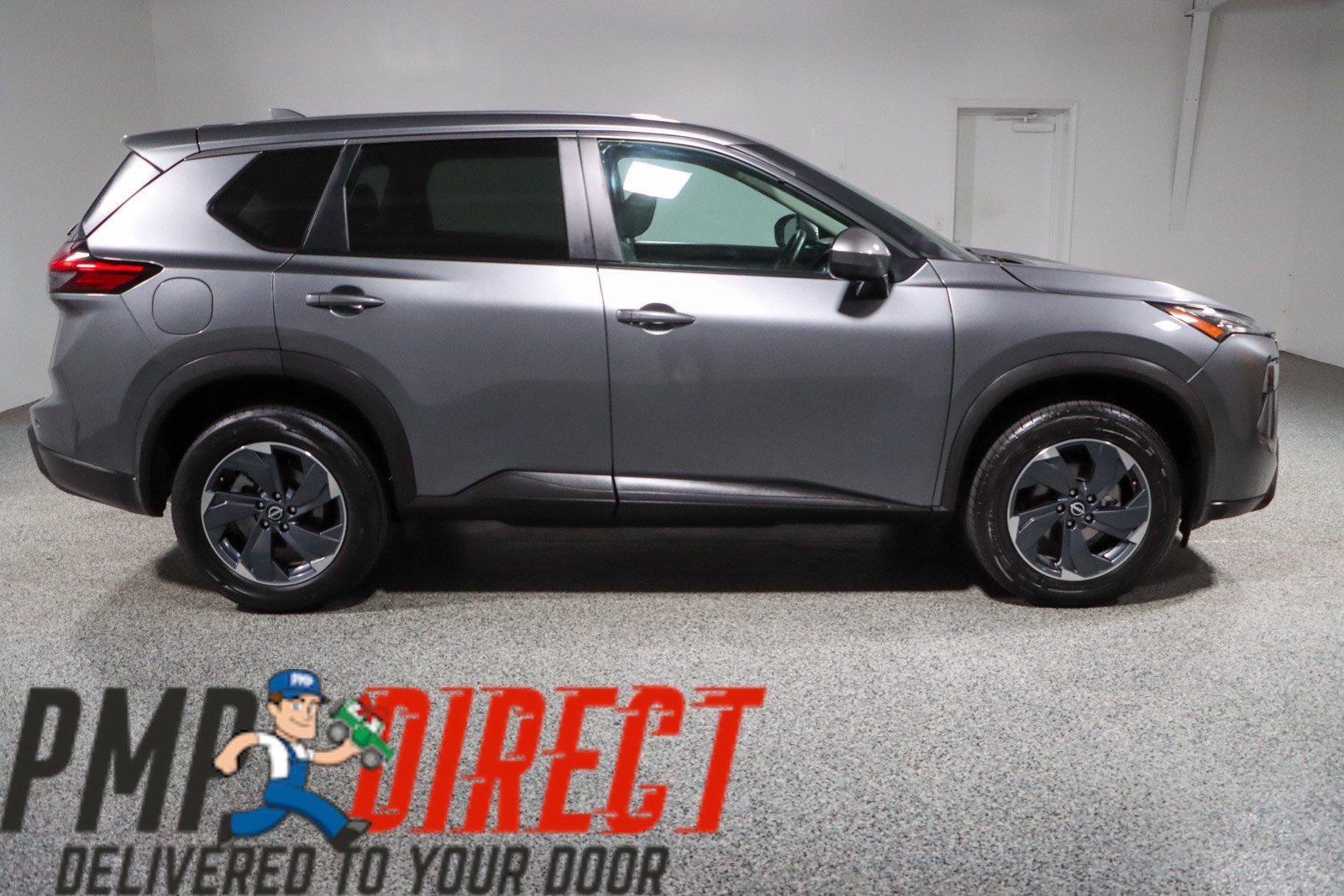 Used 2024 Nissan Rogue SV FWD image 6