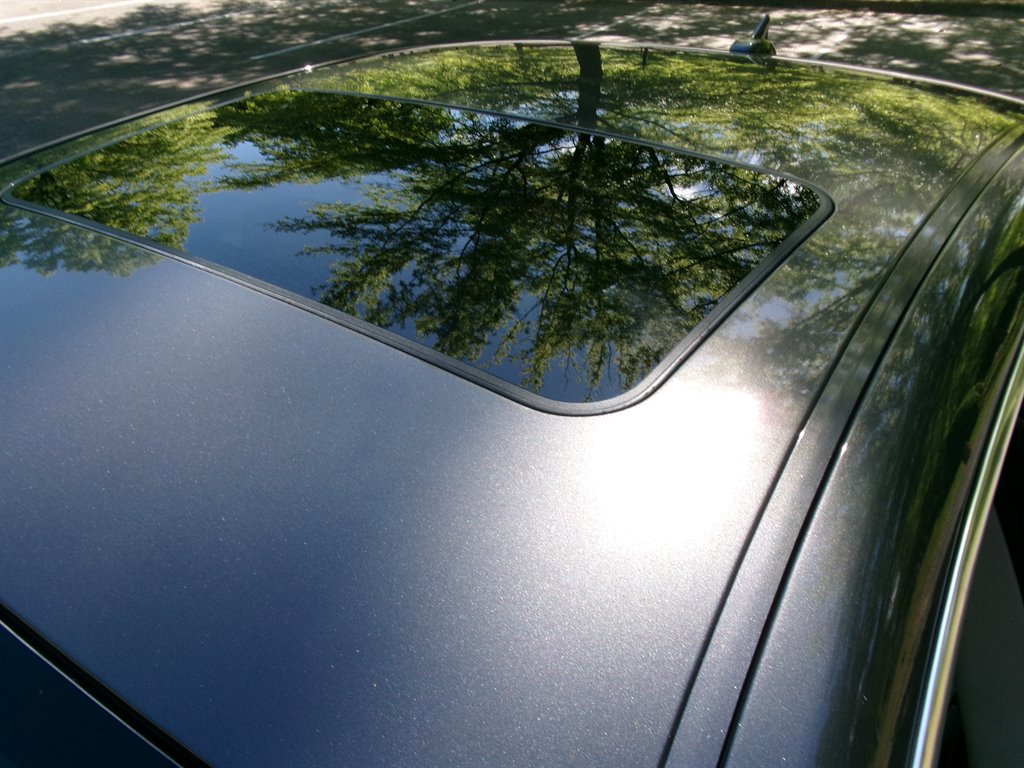 Used 2016 Maserati Ghibli RWD image 9