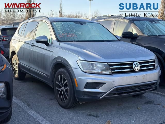 Used 2021 Volkswagen Tiguan SE image 1