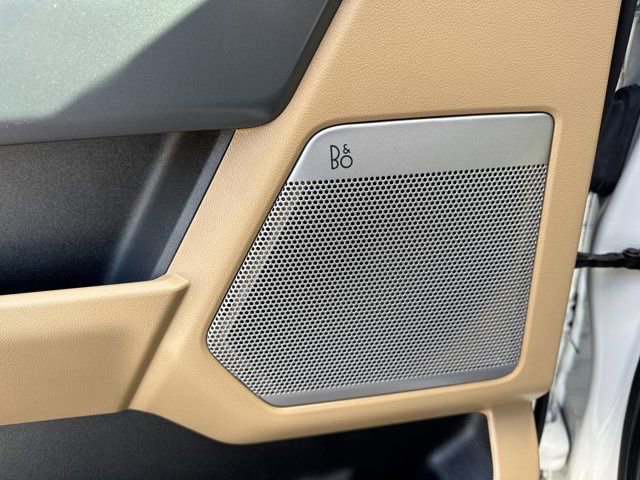 Used 2023 Ford F150 Lariat w/ Equipment Group 502A High image 17