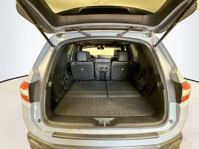 Used 2025 Honda Pilot Black Edition image 28