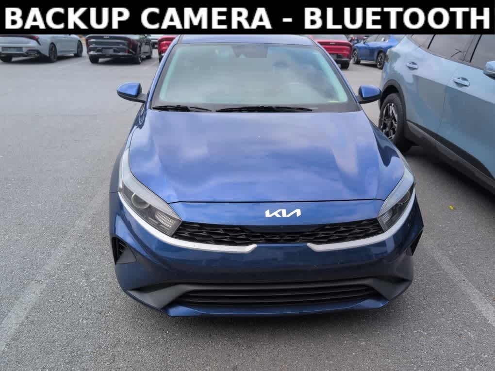 Used 2022 Kia Forte LXS FWD image 2