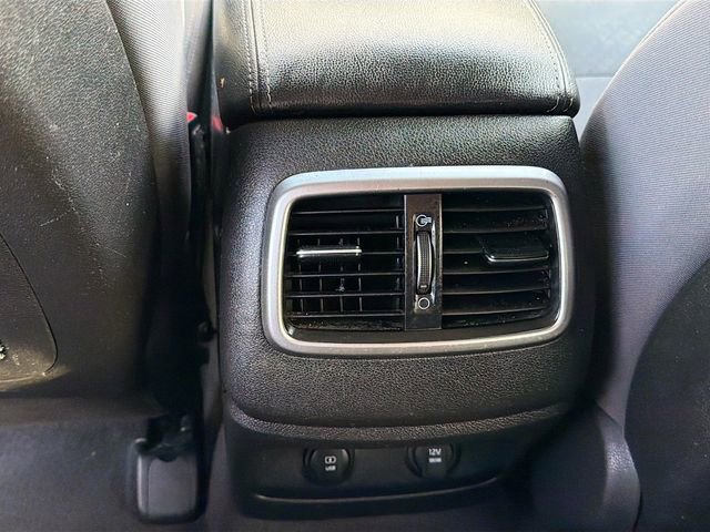 Used 2016 Kia Sorento LX image 23
