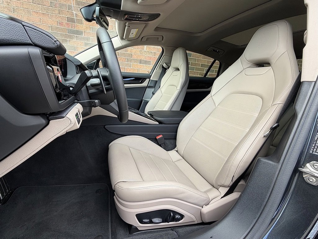 Certified 2025 Porsche Panamera 4S w/ Premium Package image 5