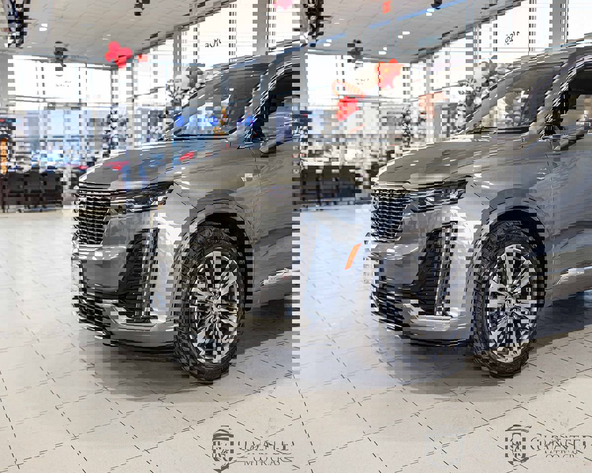 Used 2022 Cadillac XT6 Premium Luxury image 5