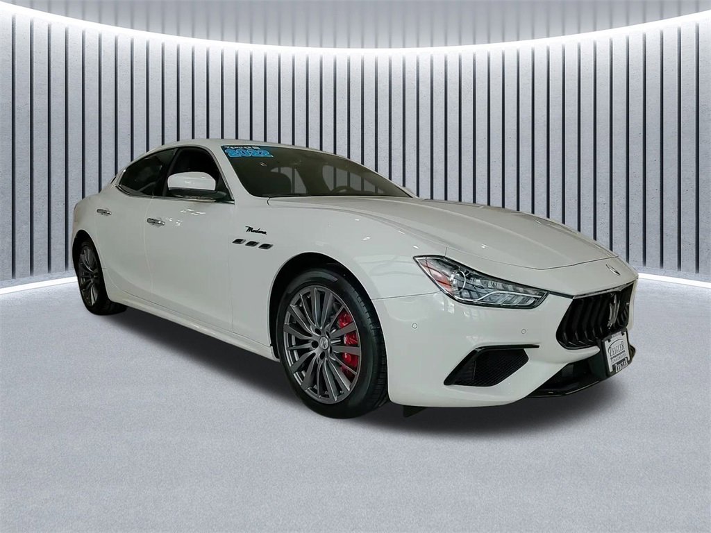 Used 2022 Maserati Ghibli Modena Q4 image 1