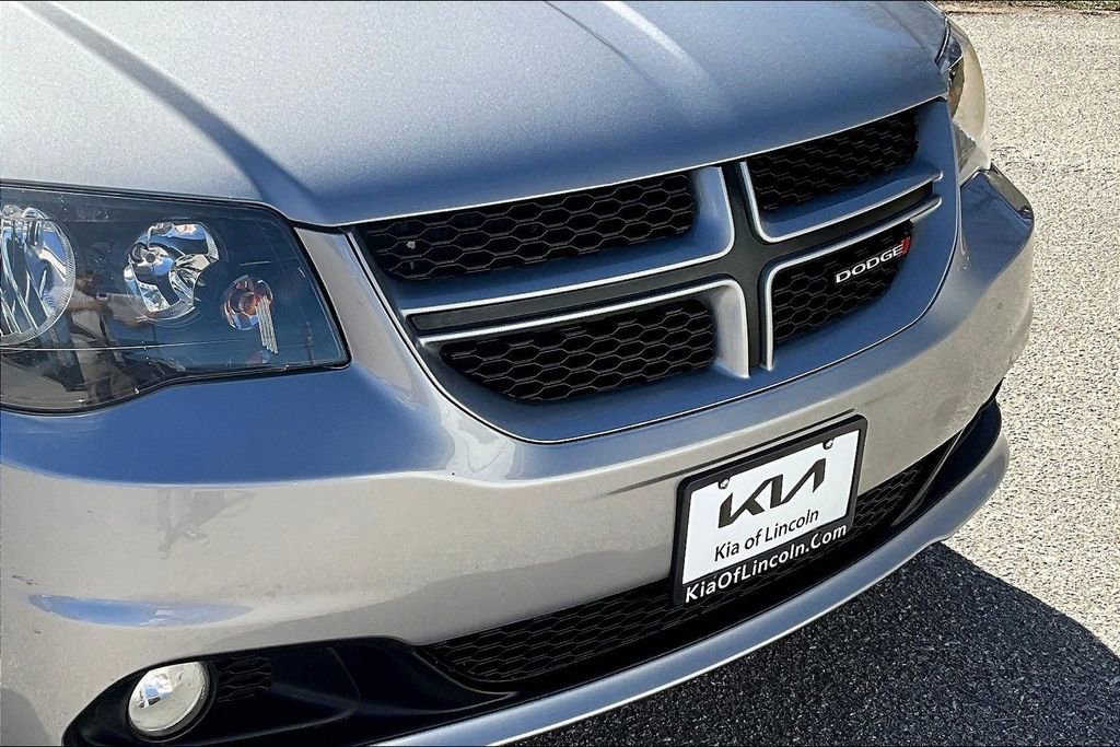 Used 2017 Dodge Grand Caravan GT image 29