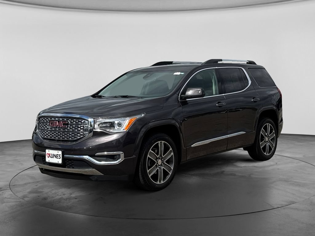 Used 2018 GMC Acadia Denali w/ Technology Package AWD/4WD image 5
