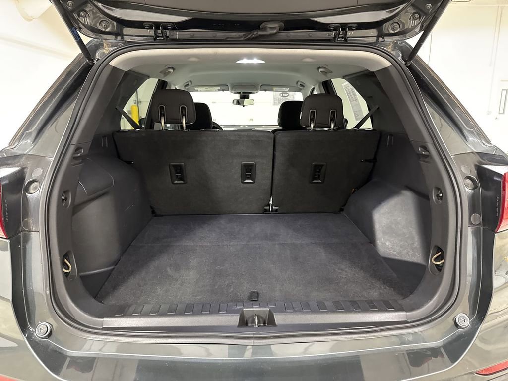 Used 2020 Chevrolet Equinox LS w/ LS Convenience Package AWD/4WD image 23
